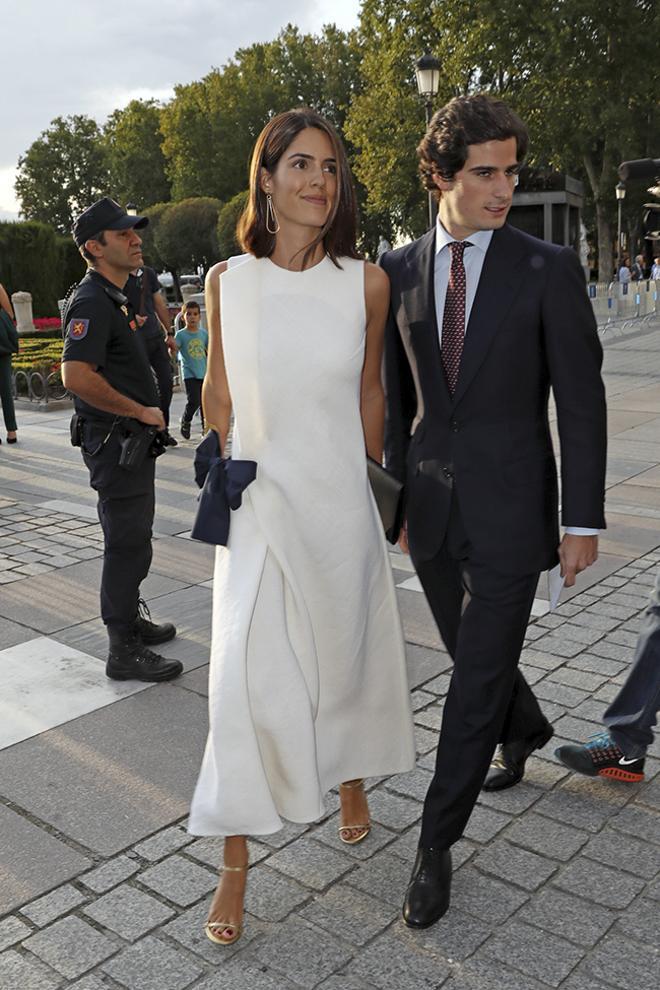 Sofía Palazuelo y el duque de Huéscar a su llegada al Teatro Real