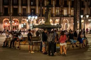 La FAVB teme que abran siete discotecas más en Ciutat Vella con el nuevo plan de usos
