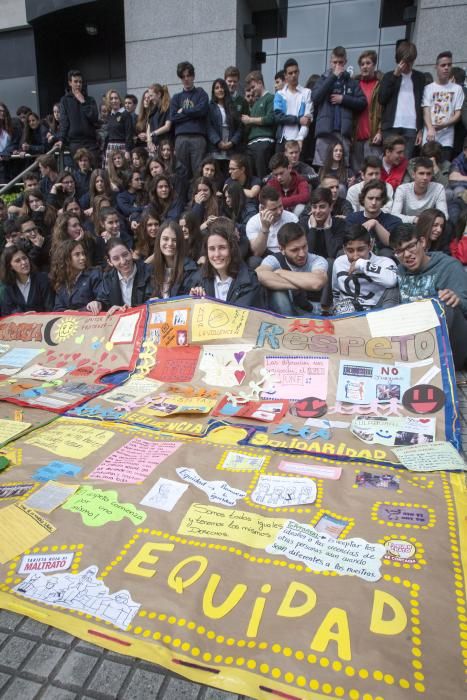 Jóvenes coruñeses ''desmontan'' el maltrato