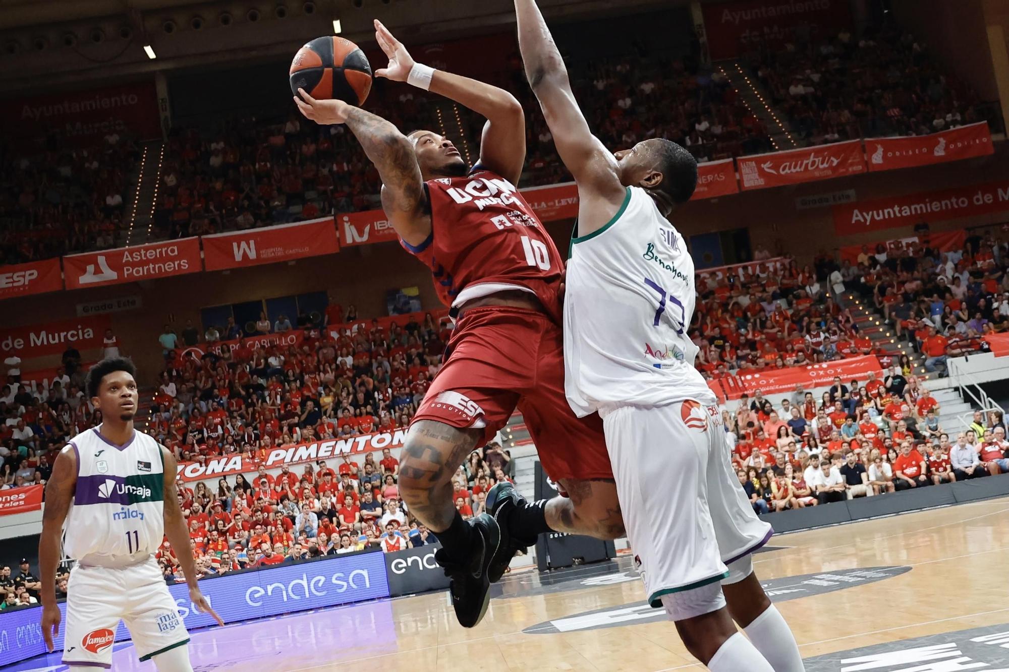 Las imágenes del cuarto partido de semifinales de la ACB entre el UCAM Murcia - Unicaja