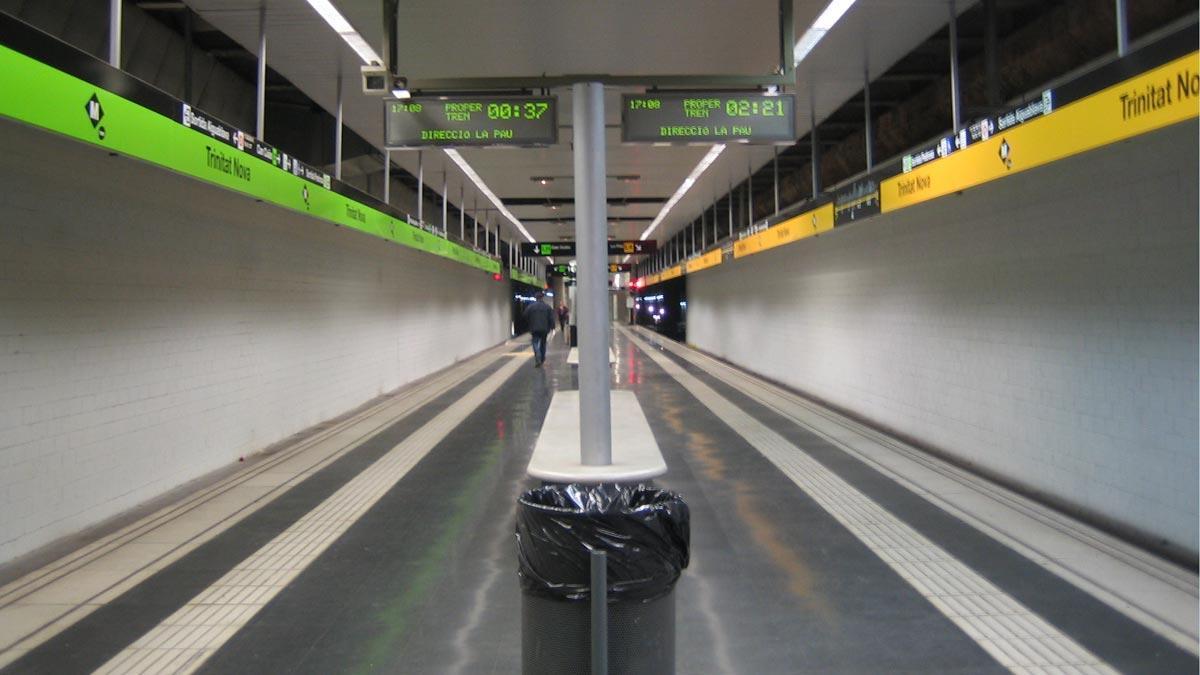 Estación de metro de Trinitat Nova