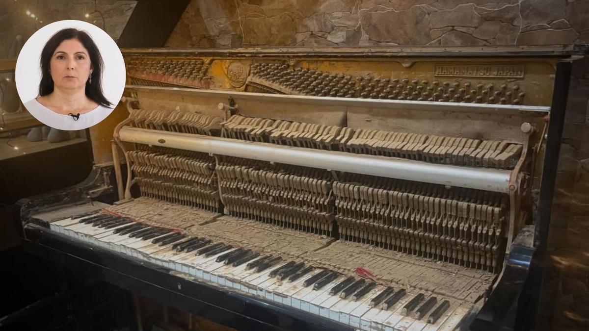 Maribel Albalat se despide de su piano tras la dana.