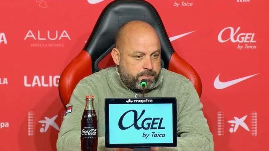 El entrenador del Espanyol carga contra los árbitros y se acuerda del Valencia