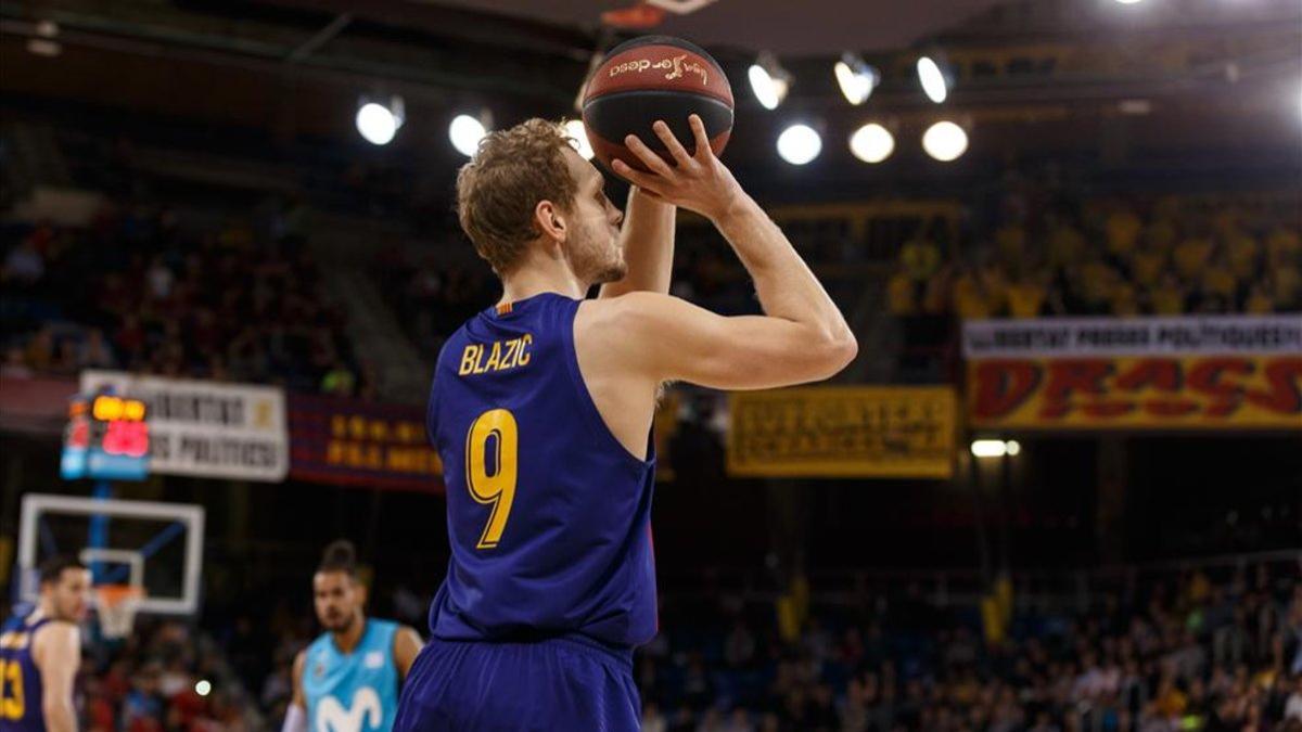 Blazic durante el duelo ante Estudiantes