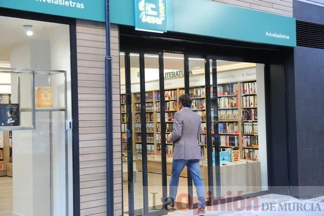 Apertura de Casa del Libro en Murcia