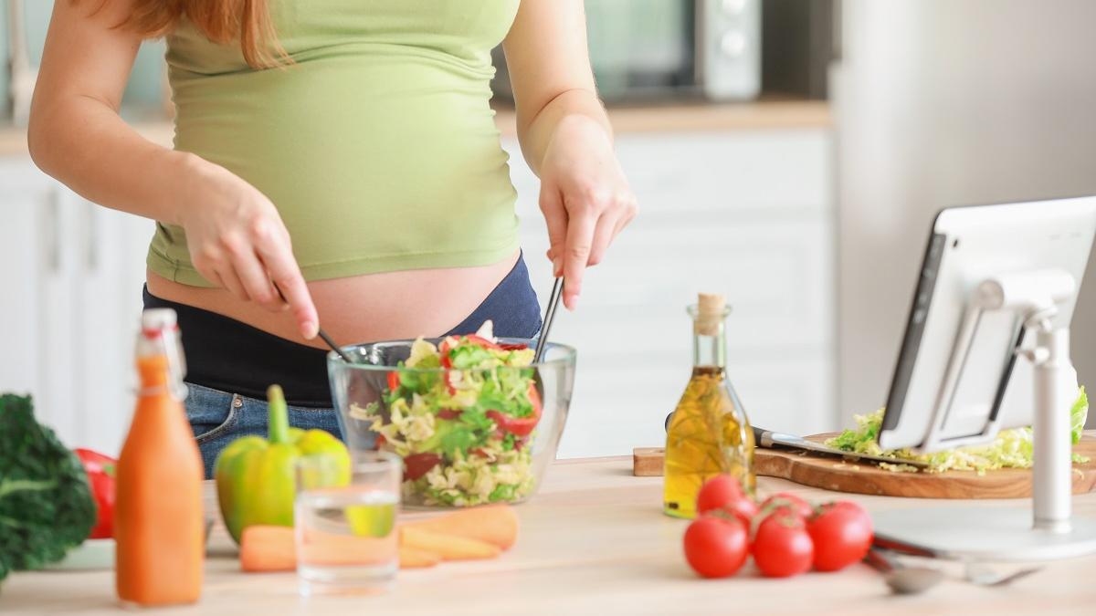 Seguir una dieta mediterránea puede reducir el estrés y la ansiedad durante el embarazo.