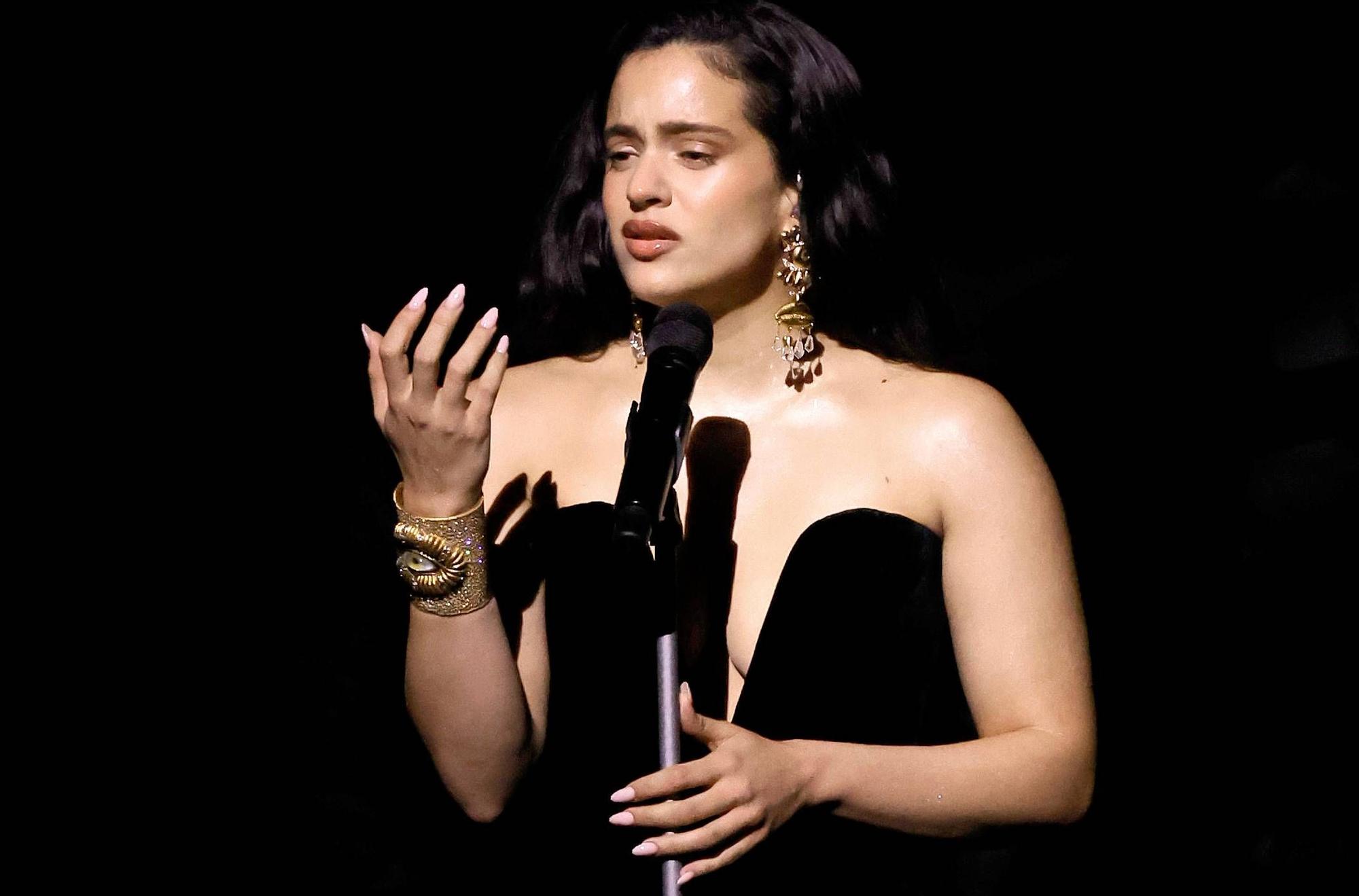 Rosalía en los Latin Grammy 2023 en Sevilla