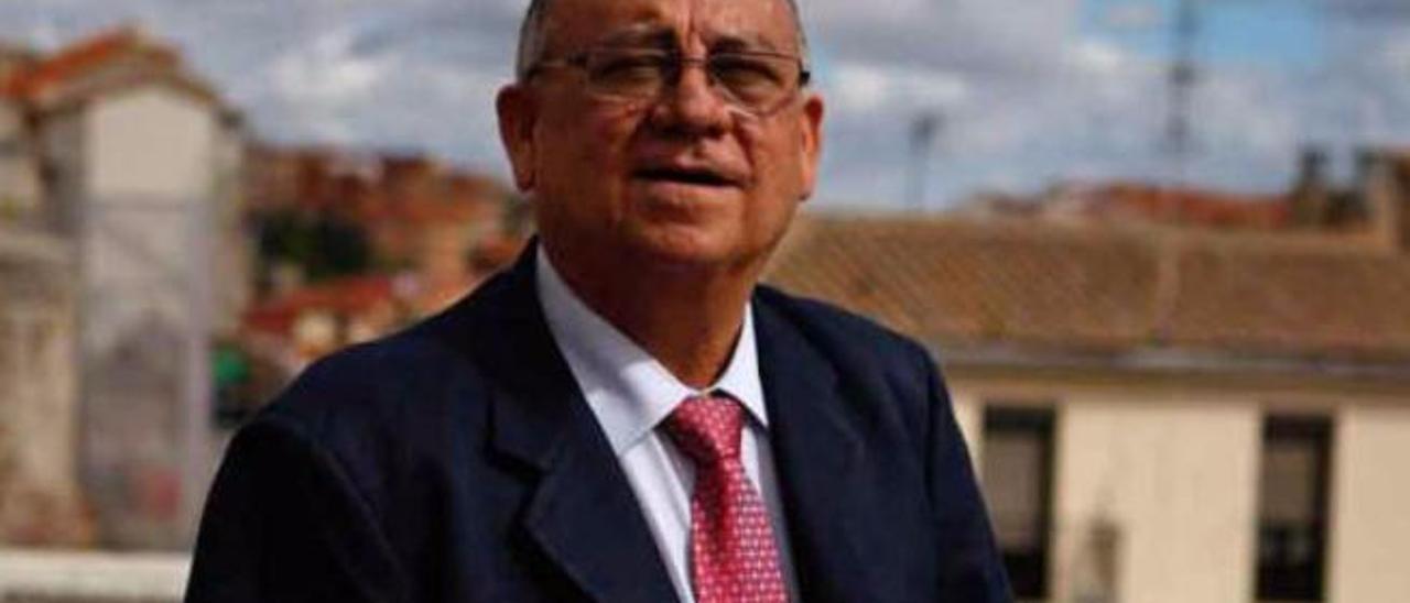 Mario Isea.