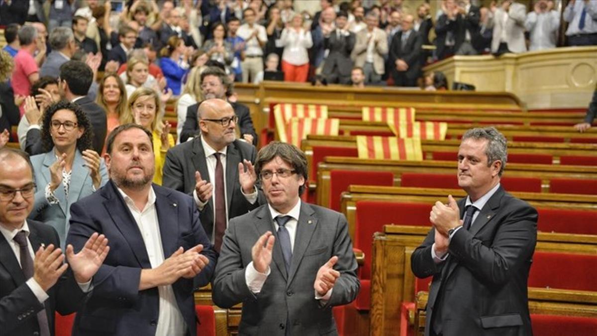 Crispación en el Parlament por el debate de la ley del 1-O (ES)