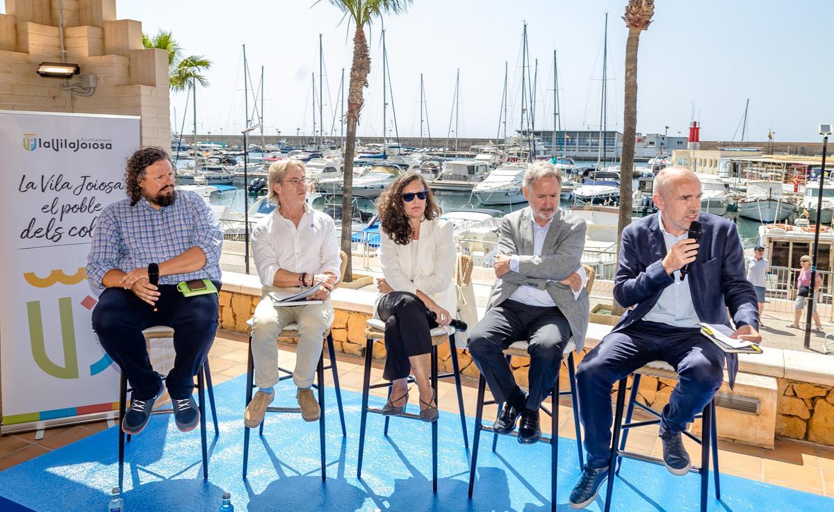 Los expertos de la mesa que se ha celebrado en La Vila Joiosa.