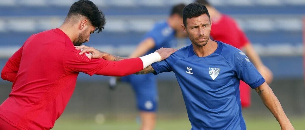 Rubén Castro en su primer entrenamiento con el Málaga CF.