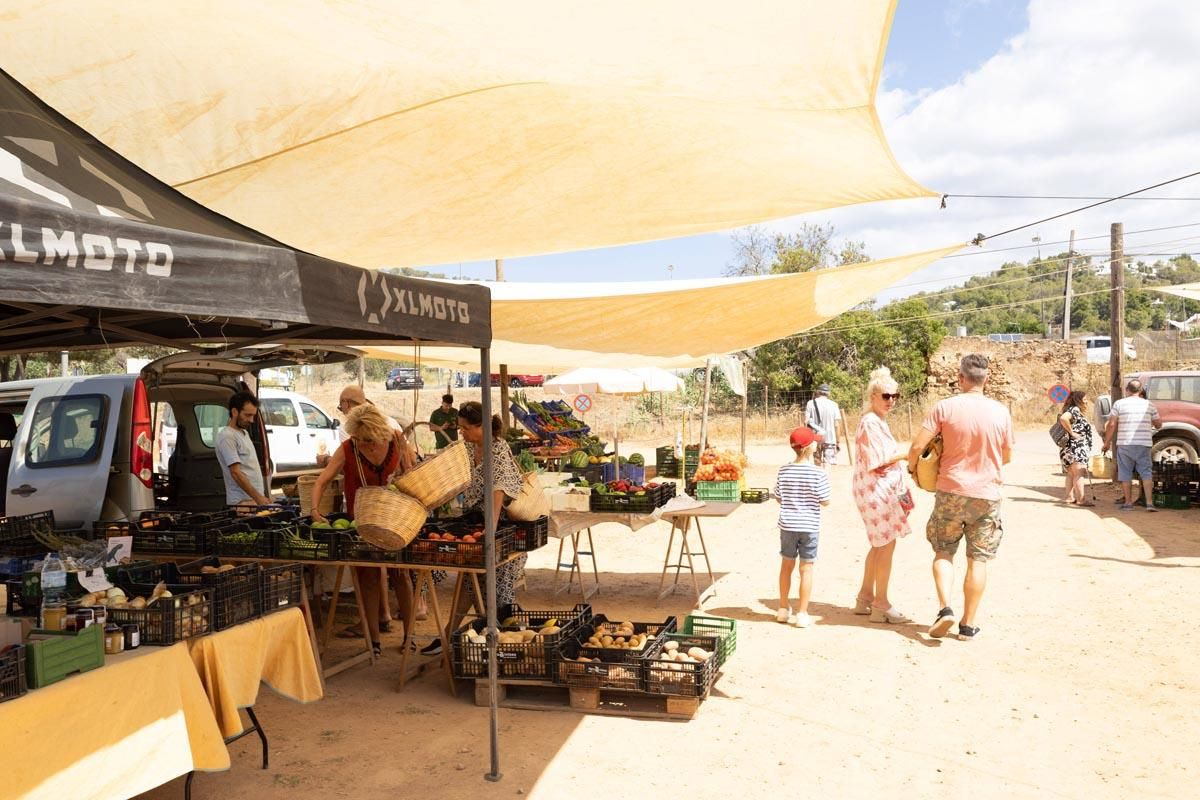 Las imágenes del mercado de sa cooperativa de Sant Antoni