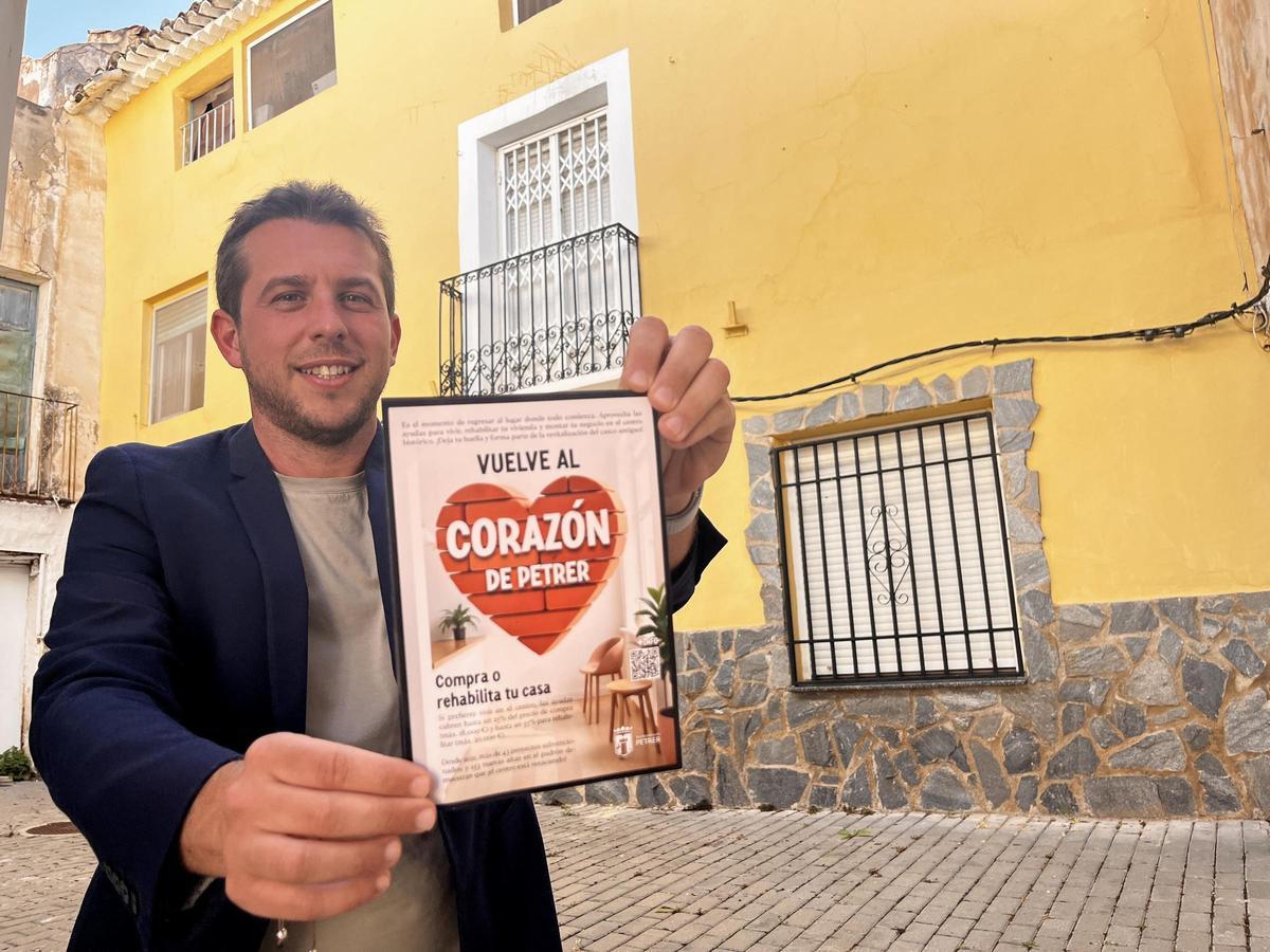 El concejal de Urbanismo David Morcillo presenta la campaña.