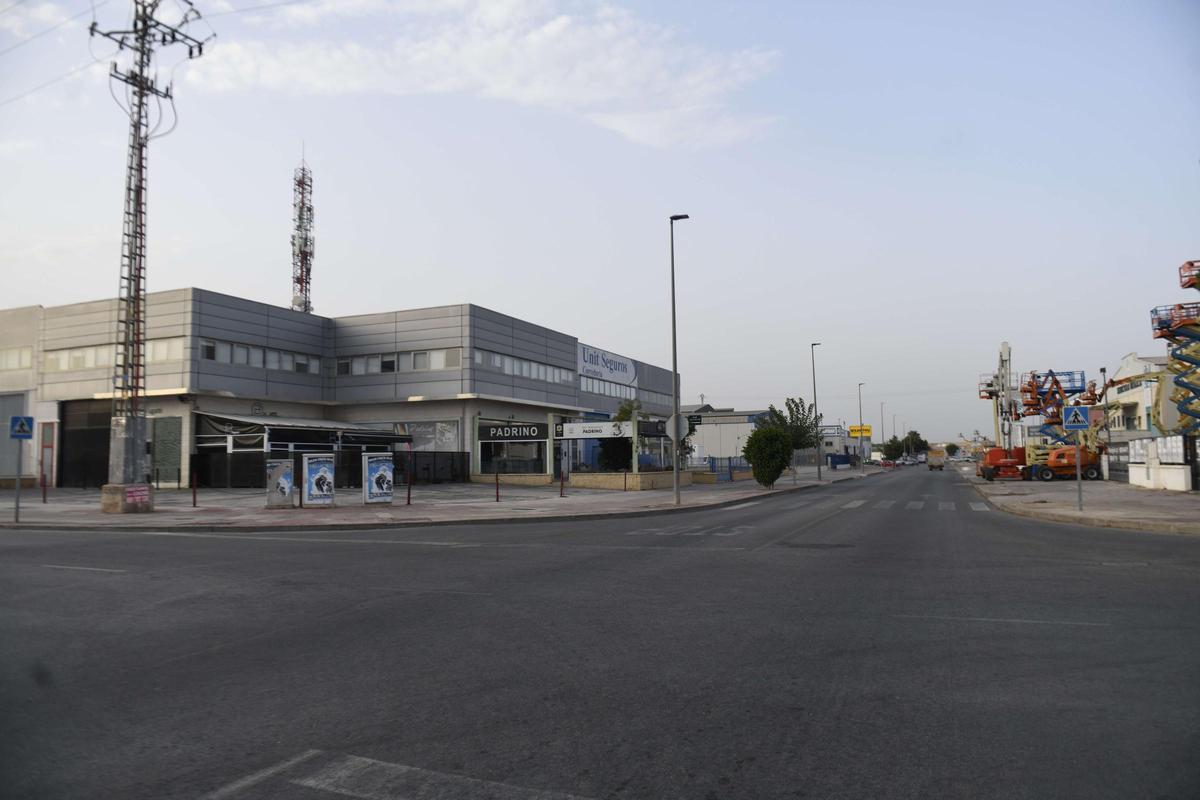 El Polígono Industrial Oeste de Alcantarilla y Murcia, más de 3 millones de metros cuadrados, alberga cerca de 1.500 a 2.000 empresas.