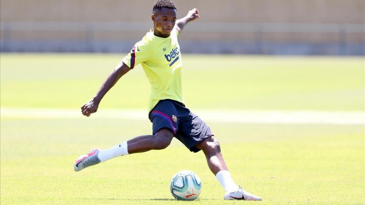 marcosl53872624 deportes entrenamiento del fc barcelona fotografia de miguel200626185248