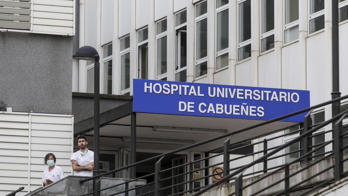 Entrada del hospital de Cabueñes