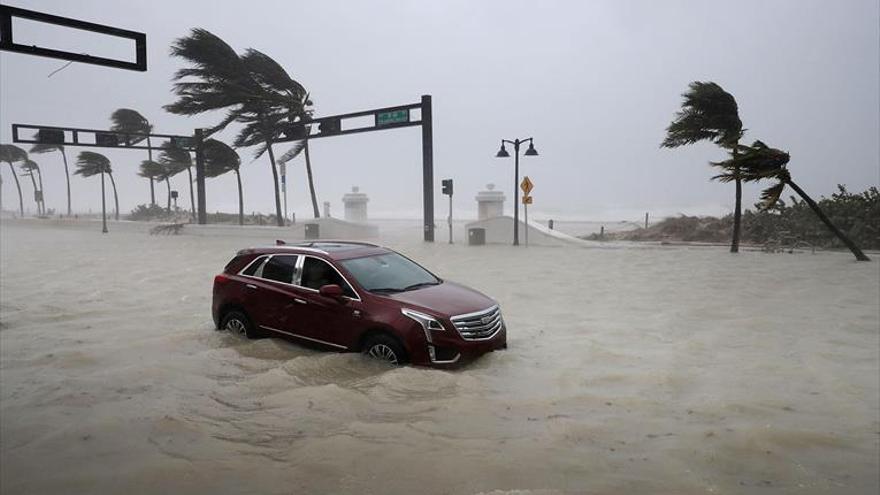 ‘Irma’ desata un infierno de agua y viento en Florida