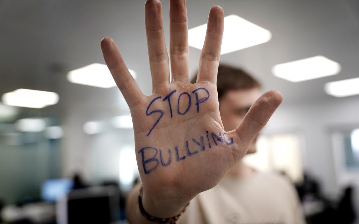 «Tinc 33 anys i encara arrossego seqüeles psicològiques del ‘bullying’ que vaig patir de petita»