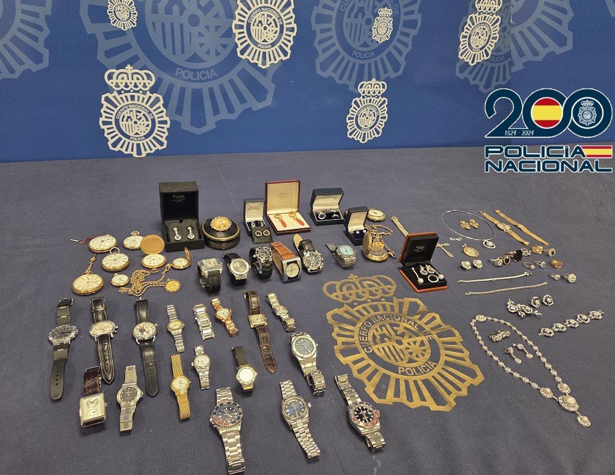 Joyas intervenidas en la segunda fase de una operación policial.