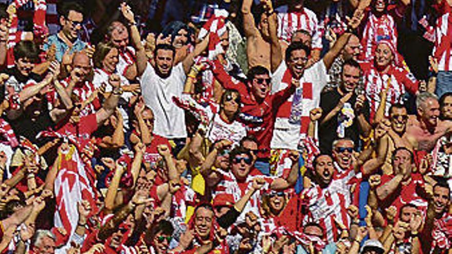 Aficionados del Sporting, en la última visita a Riazor.