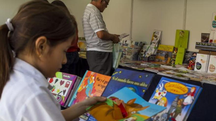 Los niños deben ver la lectura como algo divertido.