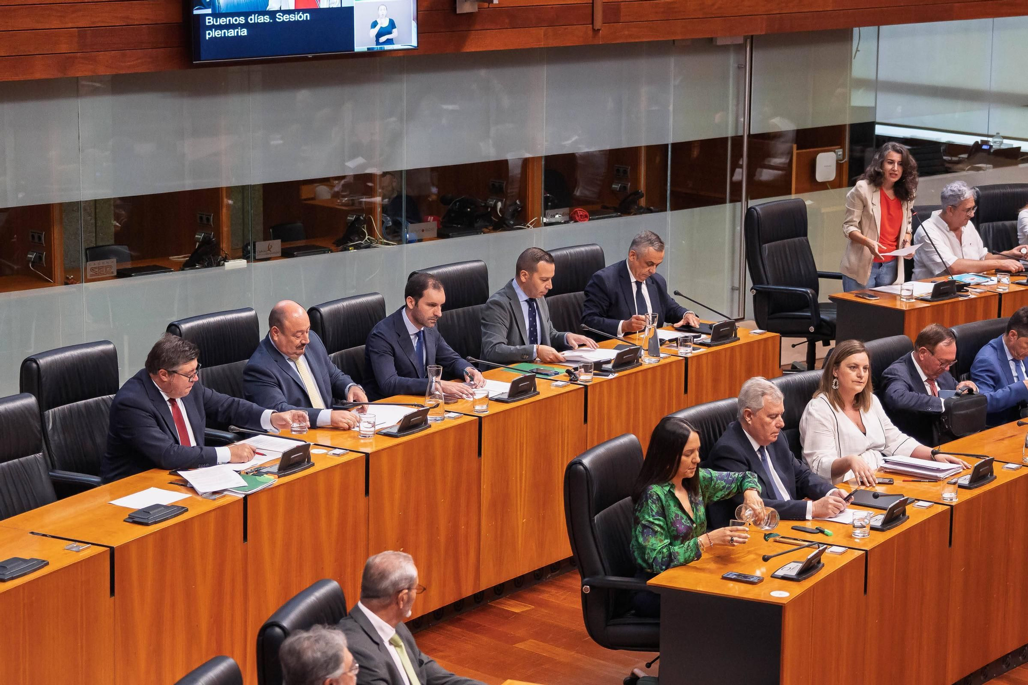 Fotogalería | Las imágenes del pleno en la Asamblea de Extremadura