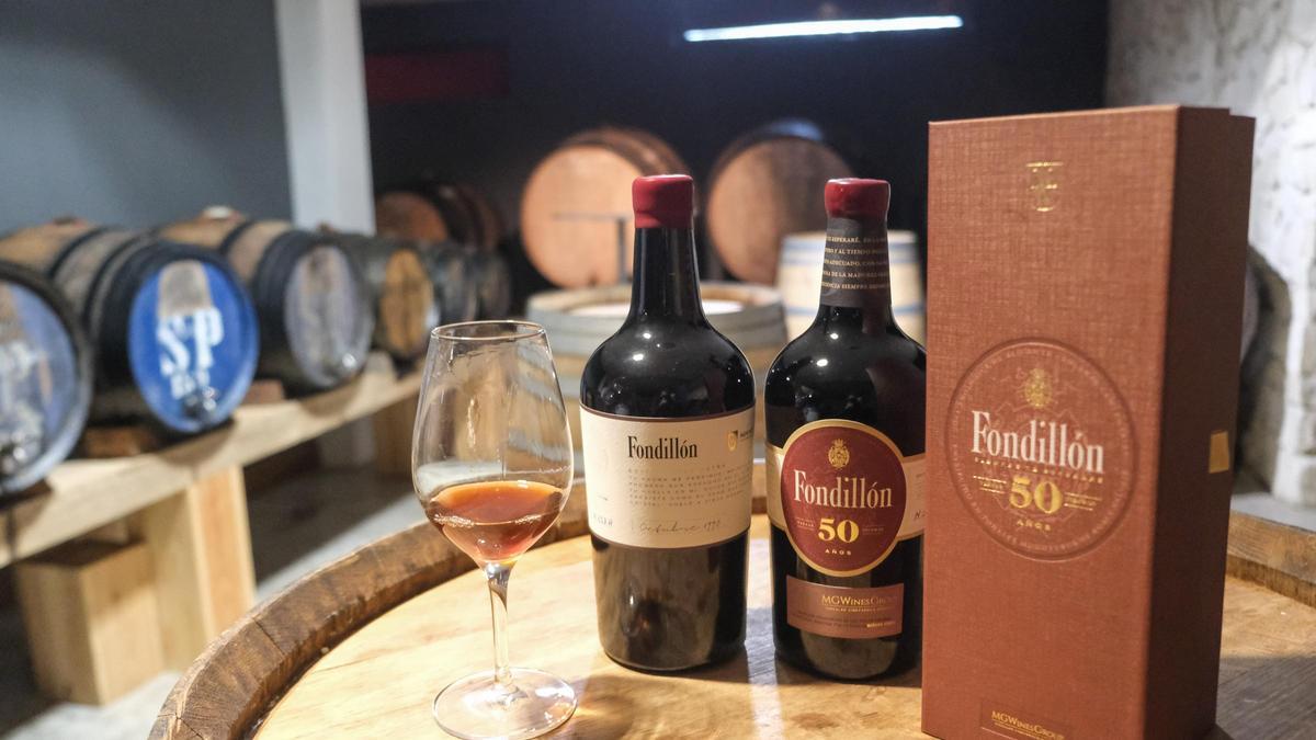 Una botella de vino de Fondillón.
