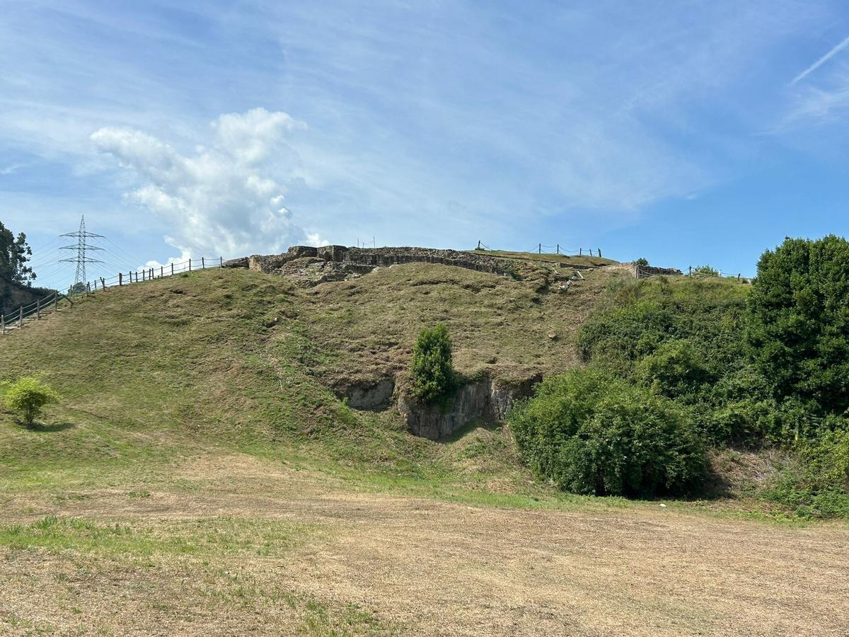EN IMÁGENES: Castrillón abre las puertas del Castillo de Gauzón para visitas guiadas