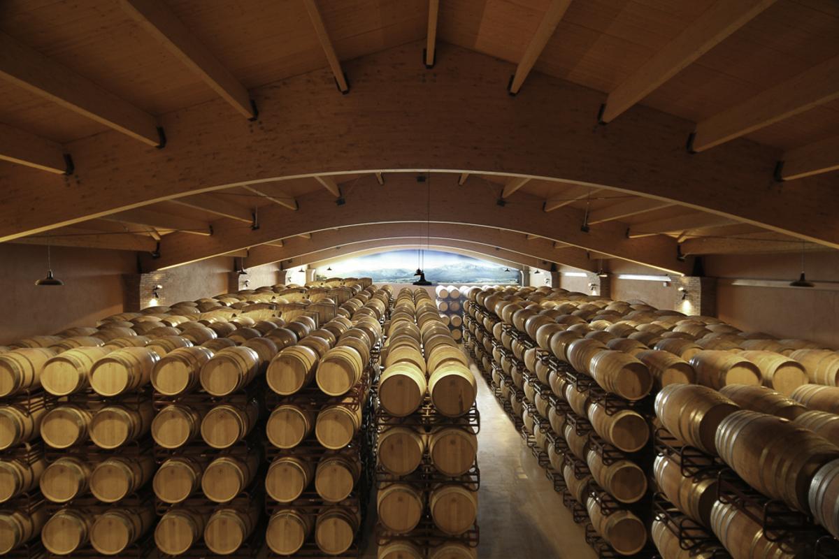 Vallobera Graciano 2018 procede de viñedos de altura con 20 años de antigüedad en La Rioja Alavesa.