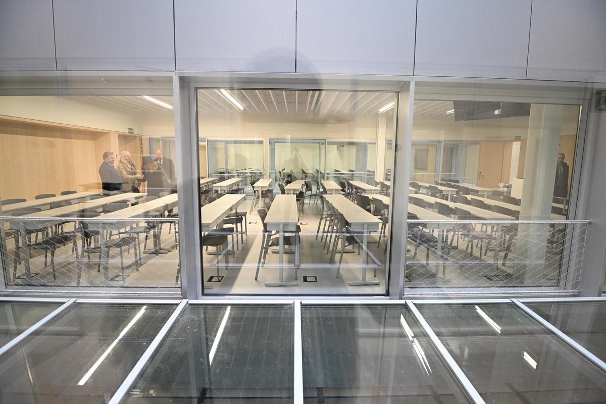 La Universidad CEU Cardenal Herrera inaugura su nueva sede en Elche
