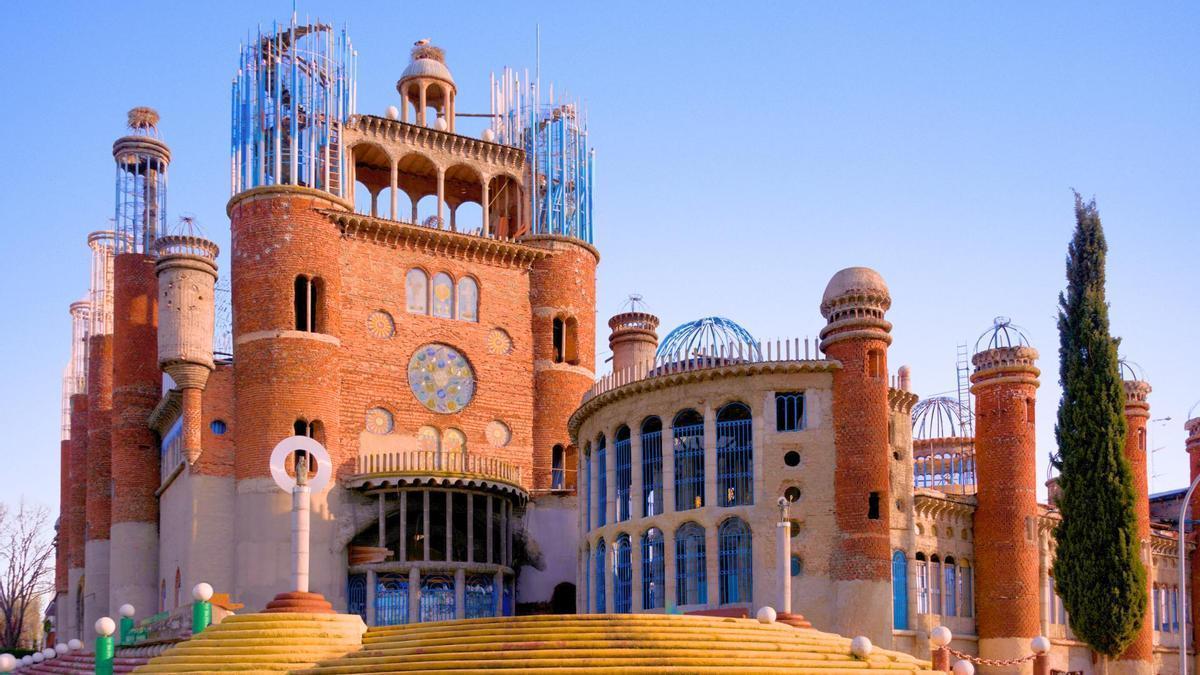 La catedral que un hombre construyó para cumplir una promesa