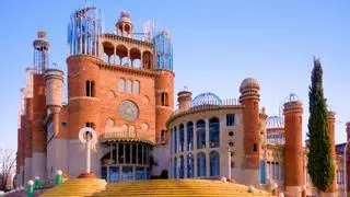 La catedral construida por un solo hombre durante 60 años con materiales reciclados