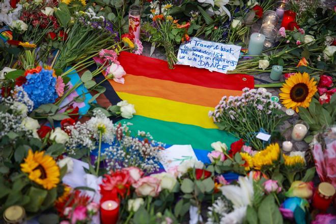Luto en Berlín por el ataque mortal en el Día del Orgullo