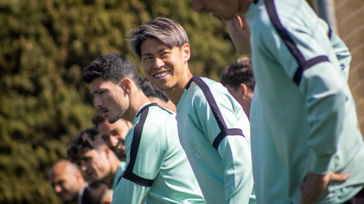 Hashimoto sonríe durante el entrenamiento de este sábado.