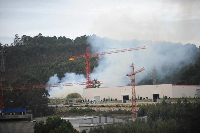 Incendio en una planta de compostaje de Arteixo