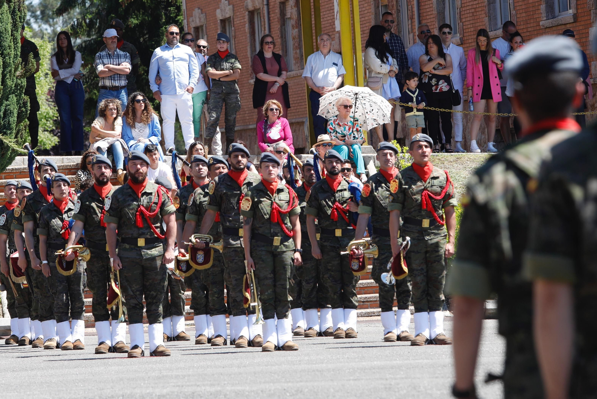 En imágenes: Los actos conmemorativos del aniversario de la Brilat Galicia VII, en el acuartelamiento Cabo Noval