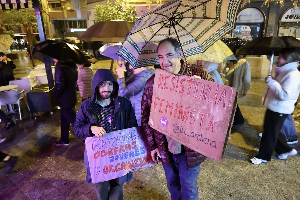 Las mejores imágenes de la manifestación del 8M en Murcia