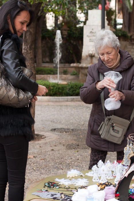 La abuelita búlgara que teje ángeles en Palma
