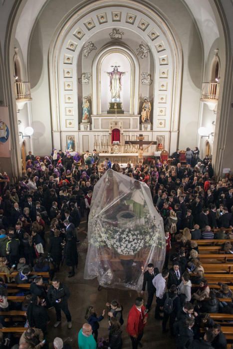 Las cofradías celebran actos en el interior de las parroquias y anulan las estaciones de penitencia