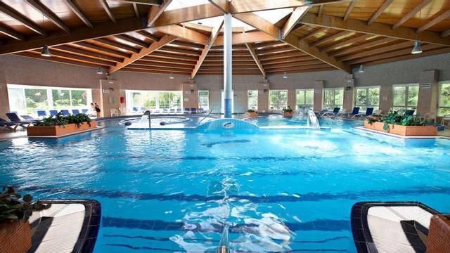 Piscina interior das Termas de Cuntis. | CEDIDA