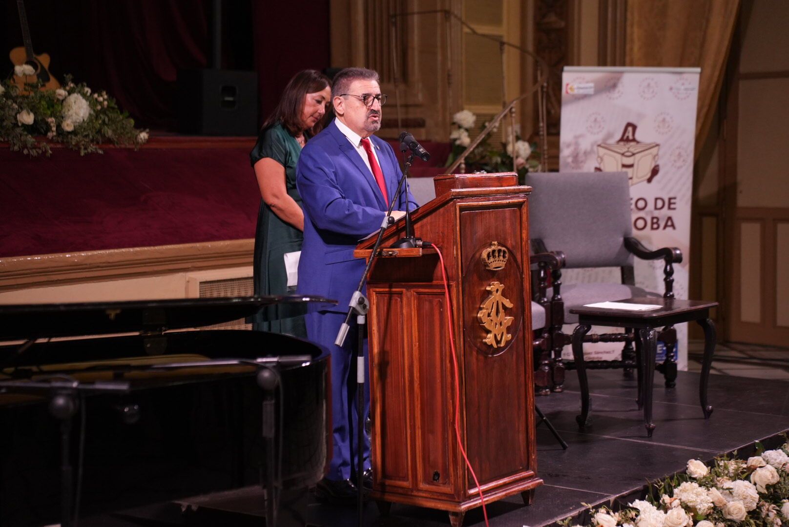 Enrique Castillo, Medalla de Oro del Ateneo