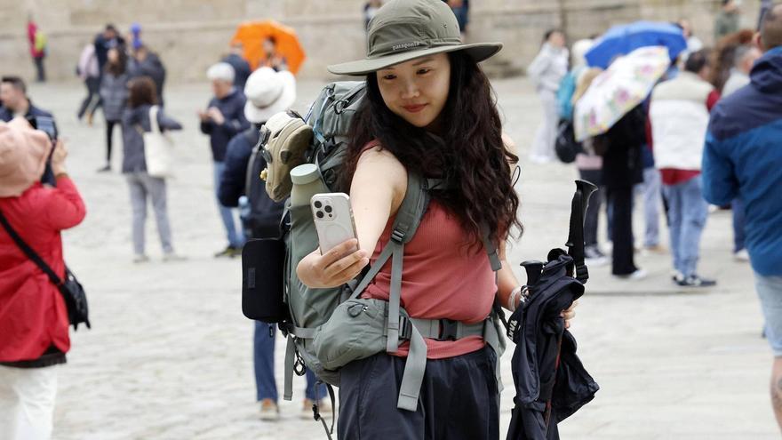 Camino 2.0: cómo los móviles y redes sociales influyen en la peregrinación