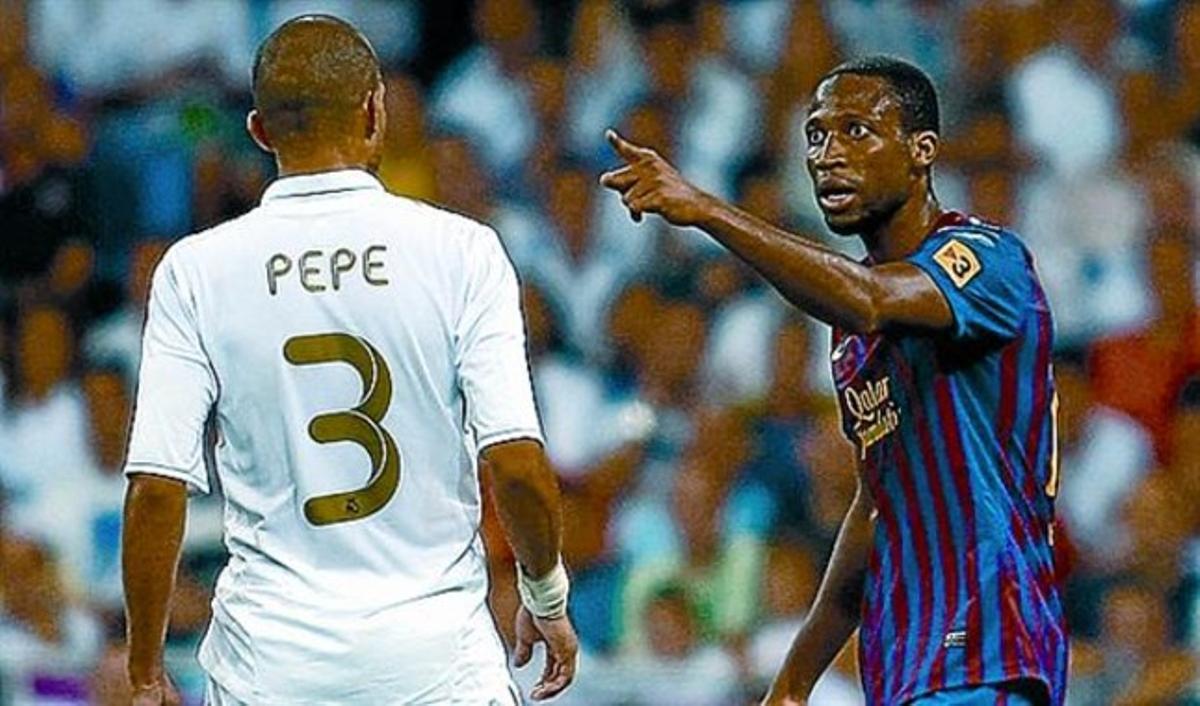 Keita recrimina a Pepe una de les seves dures entrades. Keita recrimina a Pepe una de les seves dures entrades.