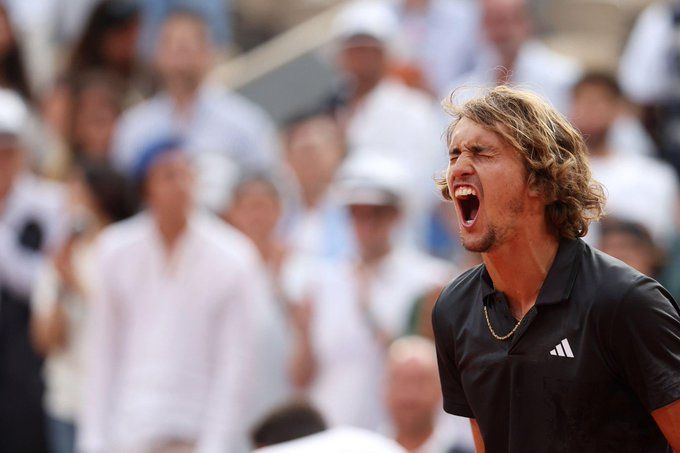 Zverev vuelve a semifinales tras romperse un tobillo el año pasado contra Nadal