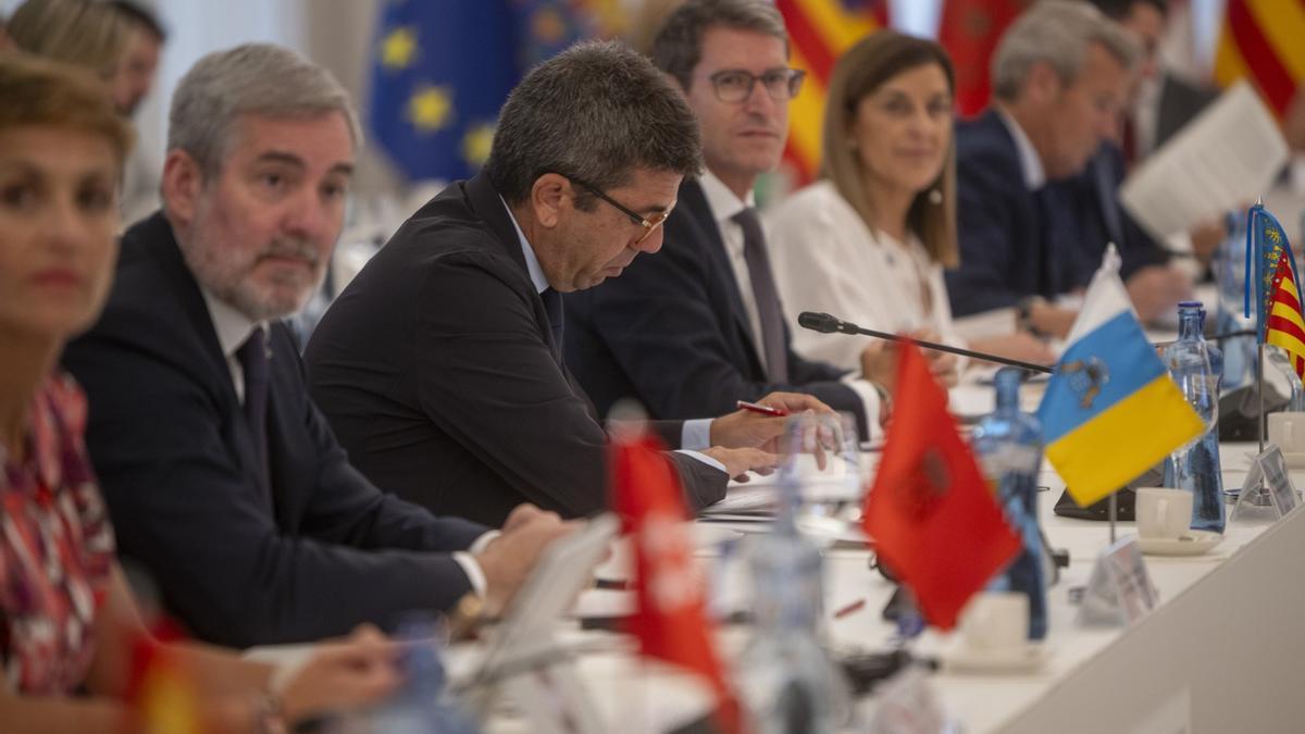 Mazón interviene durante la Conferencia de Presidentes en Barcelona ante Pedro Sánchez, este viernes.