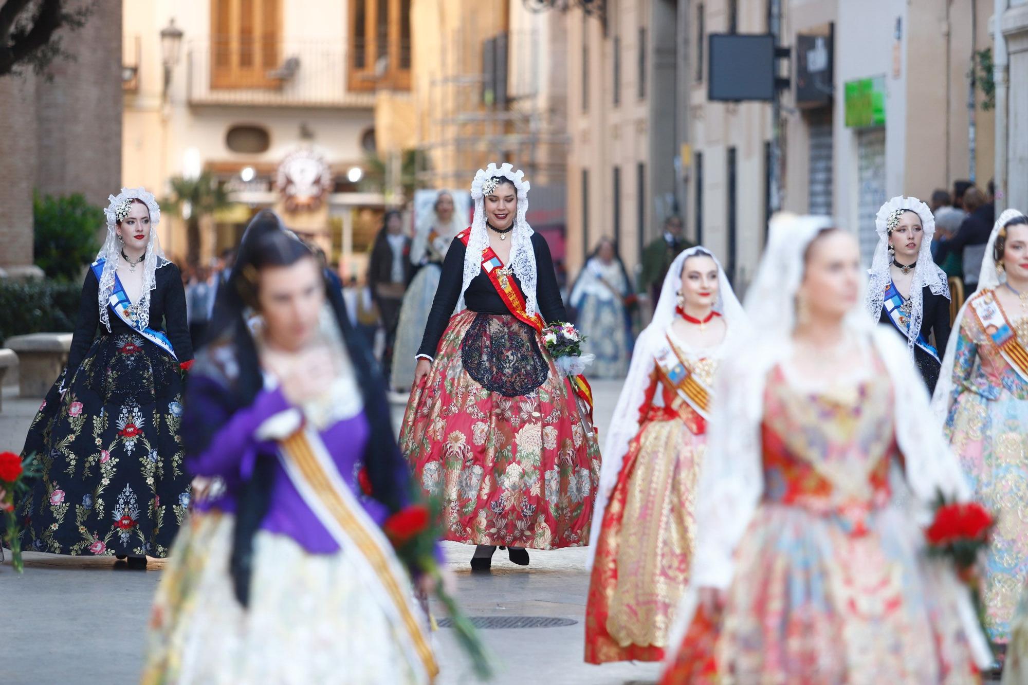 Búscate en el primer día de la Ofrenda en la calle San Vicente entre las 17:00 y las 18:00