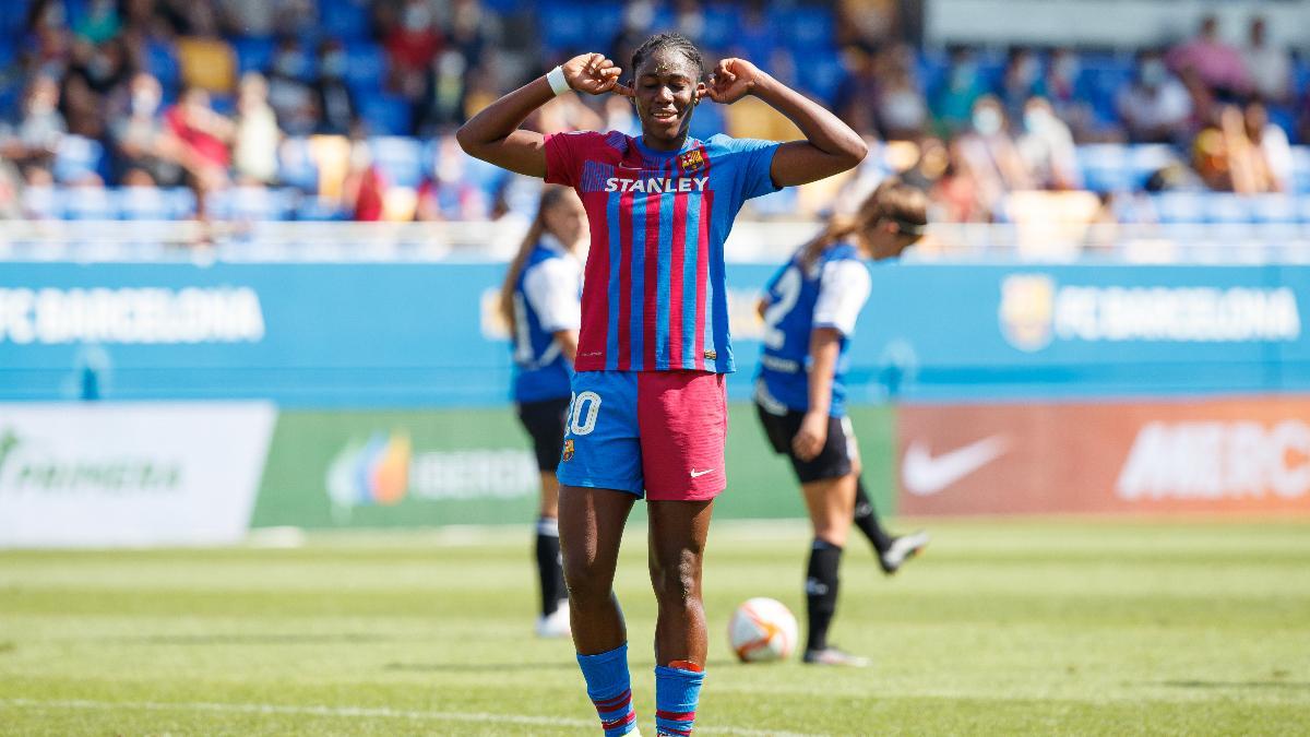 Oshoala: "El fútbol femenino es el futuro"