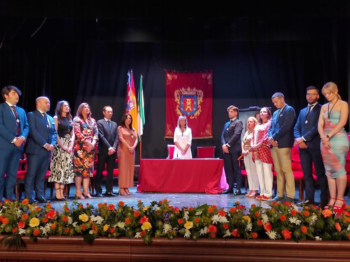 Un momento del acto de constitución del Ayuntamiento de Bujalance.