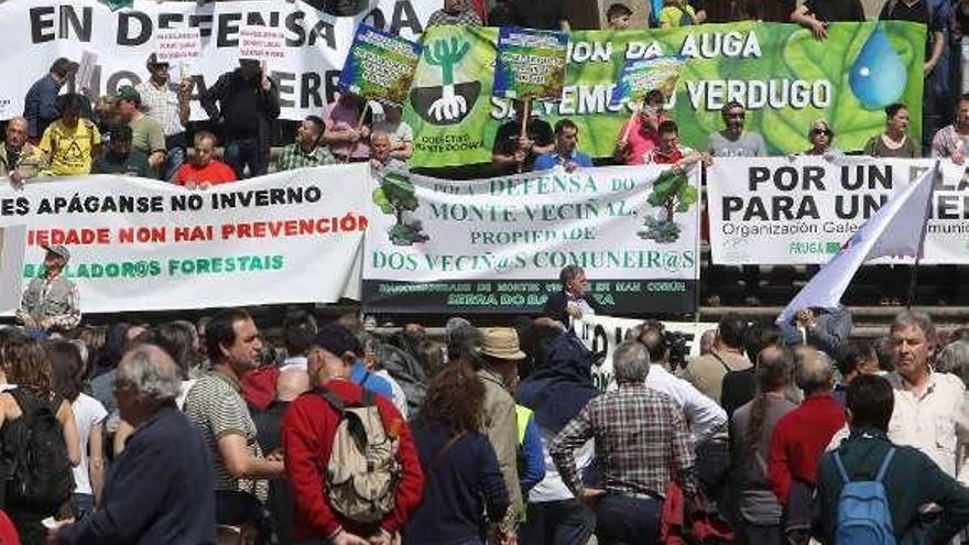 Protesta de comuneros, en 2018, en Santiago. // Xoán Álvarez