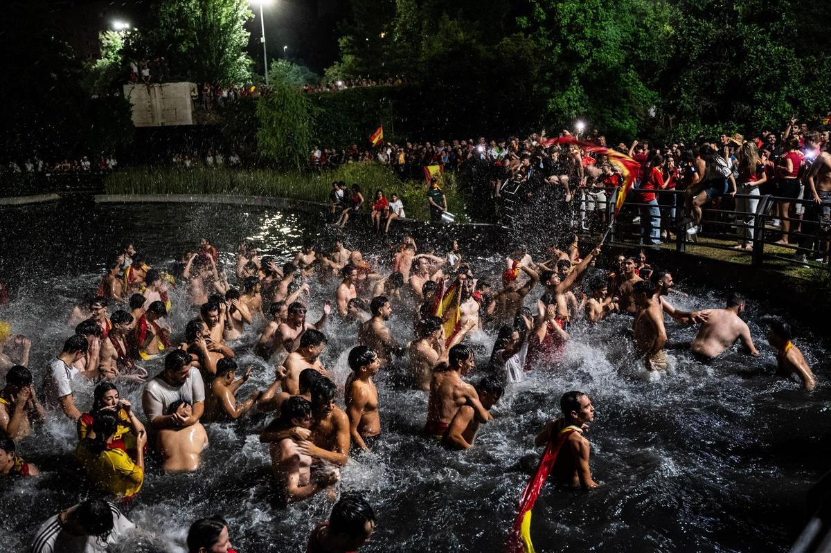 Las mejores imágenes de la celebración de la final del Mundial en Extremadura Las mejores imágenes de la celebración de la final del Mundial en Extremadura